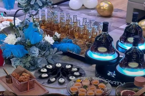 黄石兼职招聘,黄石高端夜店,身高不限轻松工作乐无边